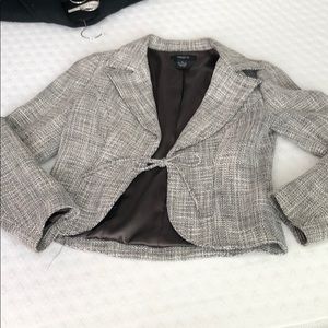 Tweed cropped blazer